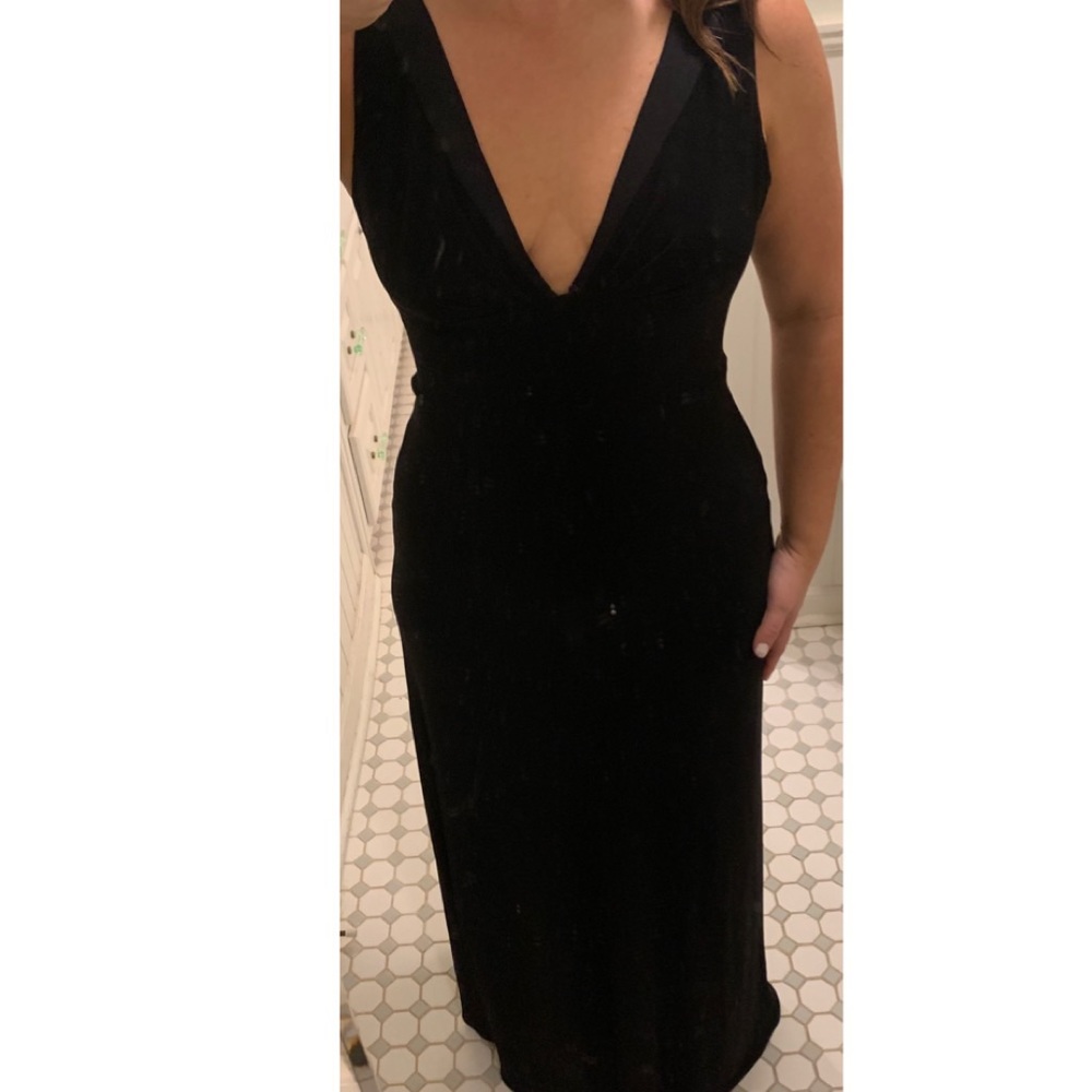 Laundry by Shelli Segal black evening dress